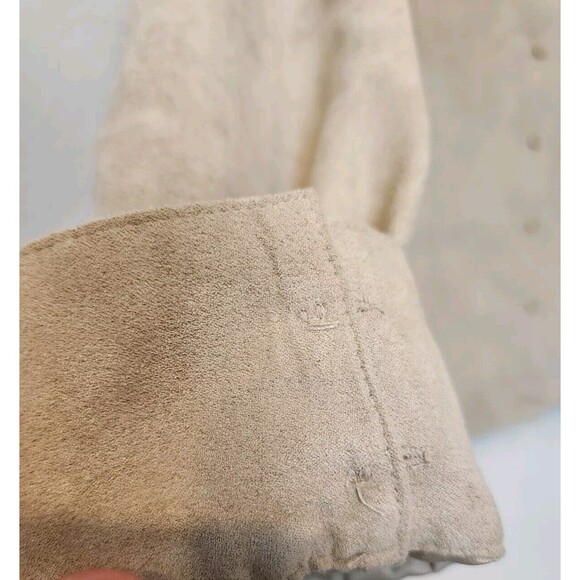 Sonoma Button Up Suede Shirt Women's Large Long Sleeve Beige Adults L - Picture 4 of 13